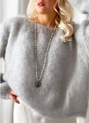 Серый свитерик