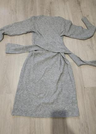 Платье теплое вязаное миди