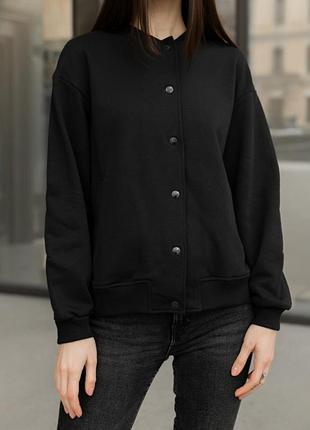 Чорна кофта staff