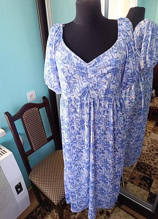 Платье 🥰🥰🥰