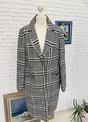 Пальто осінь