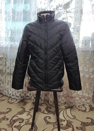 Куртка жіноча стьобана пряма чорна тепла на синтепоні розміру м