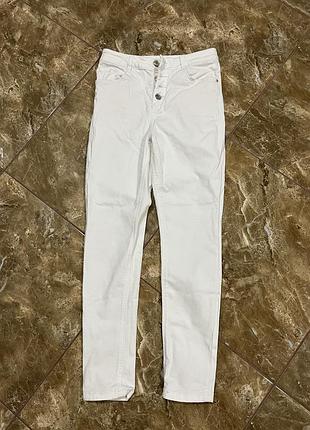 Джинси білого кольору,skinny розмір -с