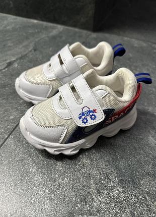 Кросівки дитячі