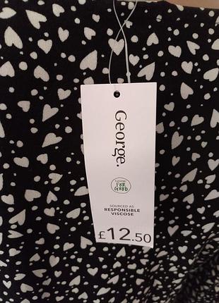 Плаття з сердечками