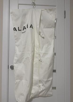Чехол для одягу alaia