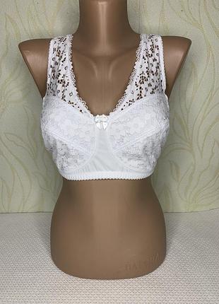 Ліфчик білий