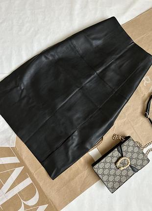 Юбка эко кожа pimkie.