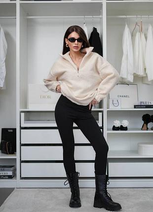 Костюм жіночий