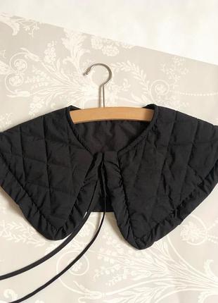 Стеганный черный воротничок