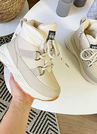 Зимові дутіки на дівчинку