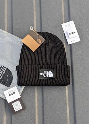 Нова чорна в’язана шапка біні the north face з великим лого