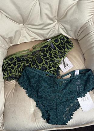 Набір трусиків savage rihanna з ніжного мережива у розмірі м