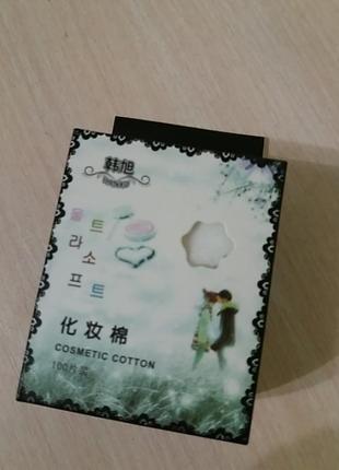 Безворсові серветки для видалення липкого шару лаку.