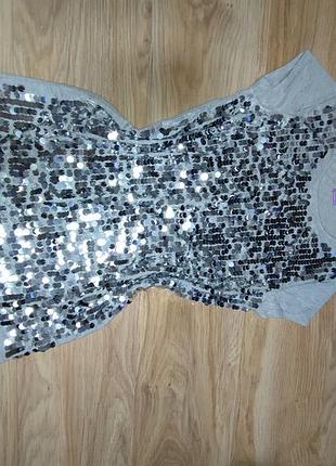 Футболка з паєтками