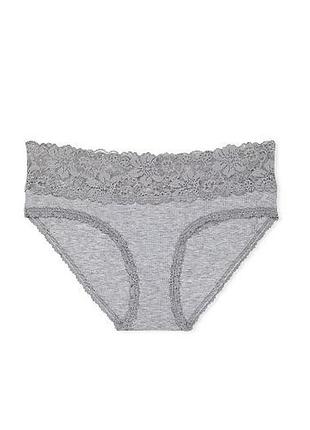 Серые трусы с кружевным поясом