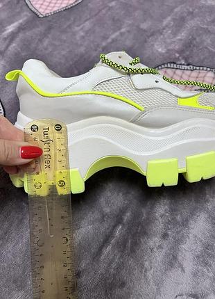 Кросівки для дівчаток 2