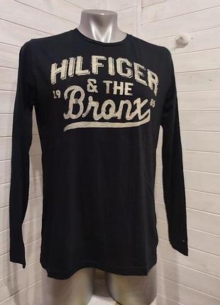 Футболка длинный рукав от бренда  tommy hilfiger новое состояние