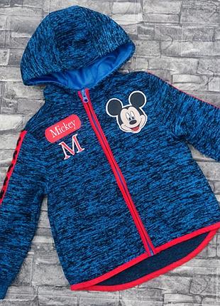 Флисовпя кофта с капюшоном