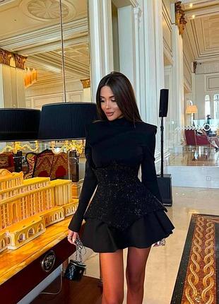 Корсетное платье