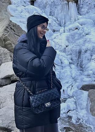 Продам зимову курточку з поясом(+капюшон)