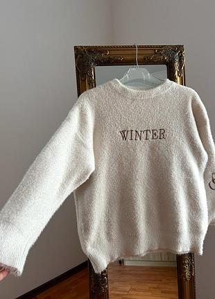 Білий пухнастий светр вовна/мохер розмір м виробник італія