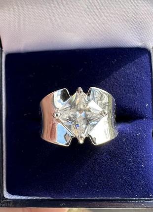 Кільце 15 розмір