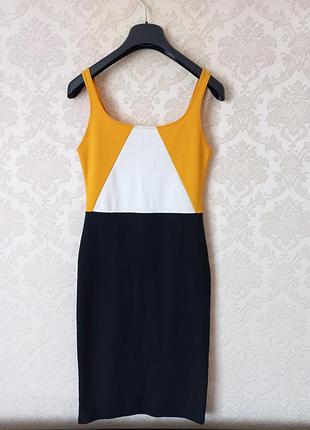 Сукня- футляр