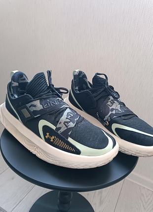 Кроссовки баскетбольные оригинал under armour