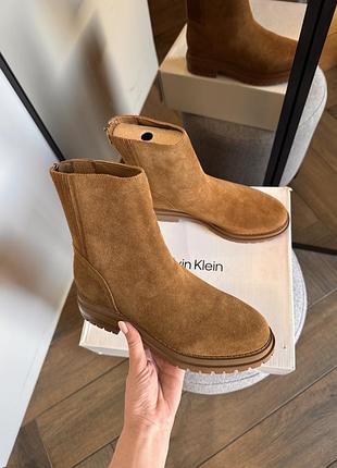 Жіночі замшеві шкіряні черевики оригінал calvin klein 25 см.устілка