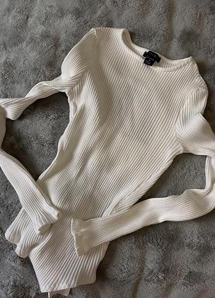 Боді жіноче з красивим вирізом на спині