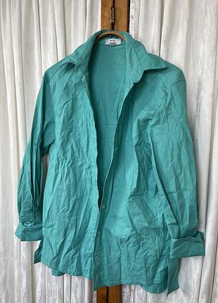 Сорочка  нова є шорти