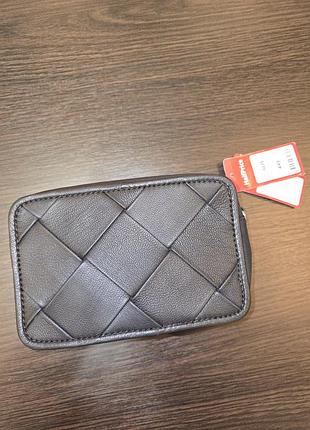 Женская сумка, черная, с поясом