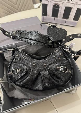 Balenciaga le cagole