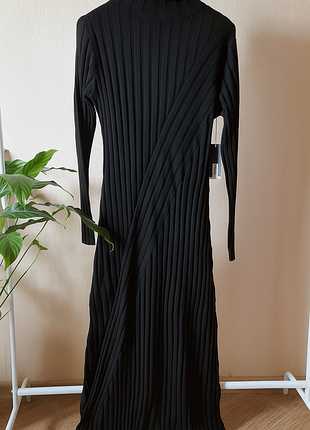 Черное теплое платье американский бренд