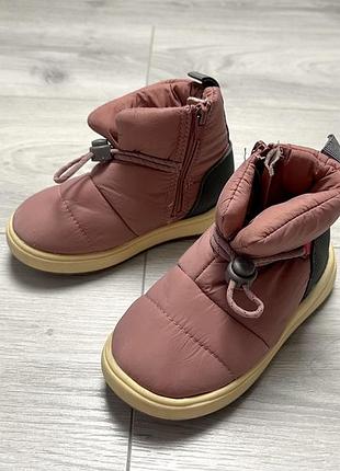 Чобітки дутики на дівчинку zara 23 розмір