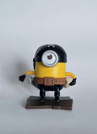 Игрушка макдональдс macdonalds minions миньоны пират 2015