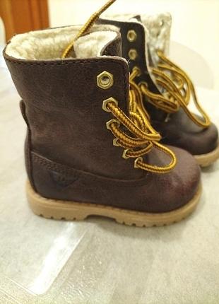Дитячі черевики з хутром