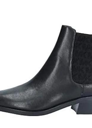 Челсі від  michael kors