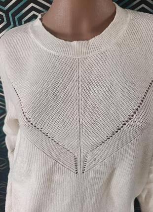 Стильный вязаный свитер 4