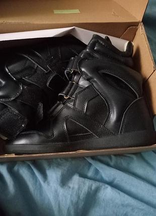 Зимові ботинки