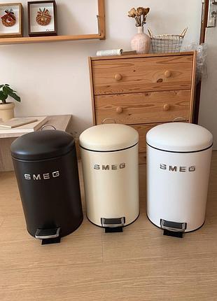 Мусорное ведро smeg