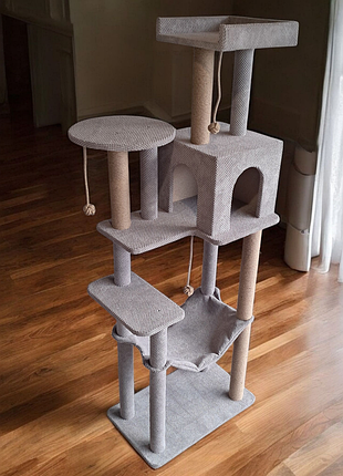 Ігровий комплекс зайк для кота ,кігтеточка