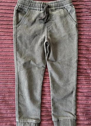 Нові штанці для хлопчика 110 см