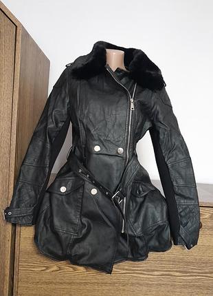 Куртка на замку