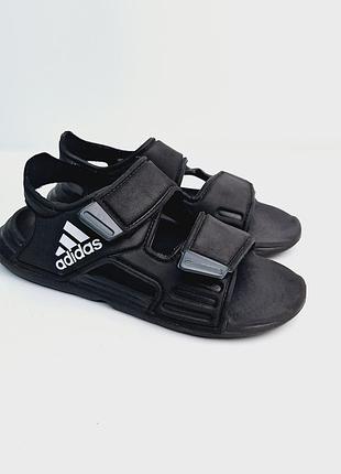 Сандалии adidas 2