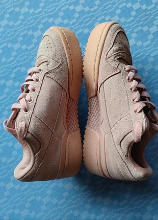 Кросівки адидас розмір — 38 довжина устілки — 25 см