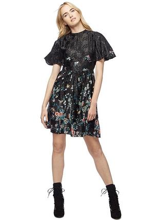 Жакардова сукня