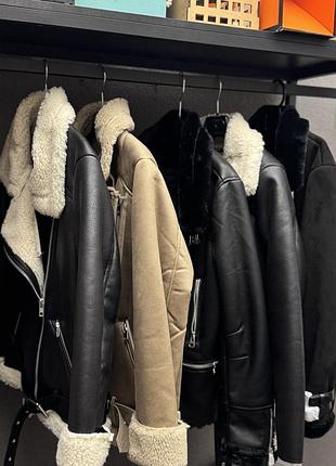 Нова дублянка жіноча чорна, коричнева подовжена з білим, чорним хутром♥️