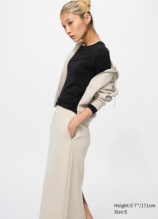 Лонгслiв uniqlo чорний heattech crew neck t-shirt